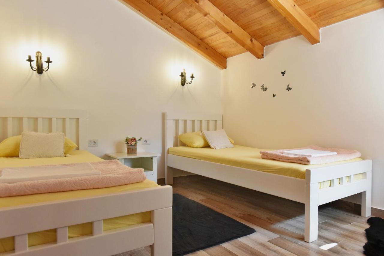 Ferienwohnung Stone House Morinj Kotor Exterior foto