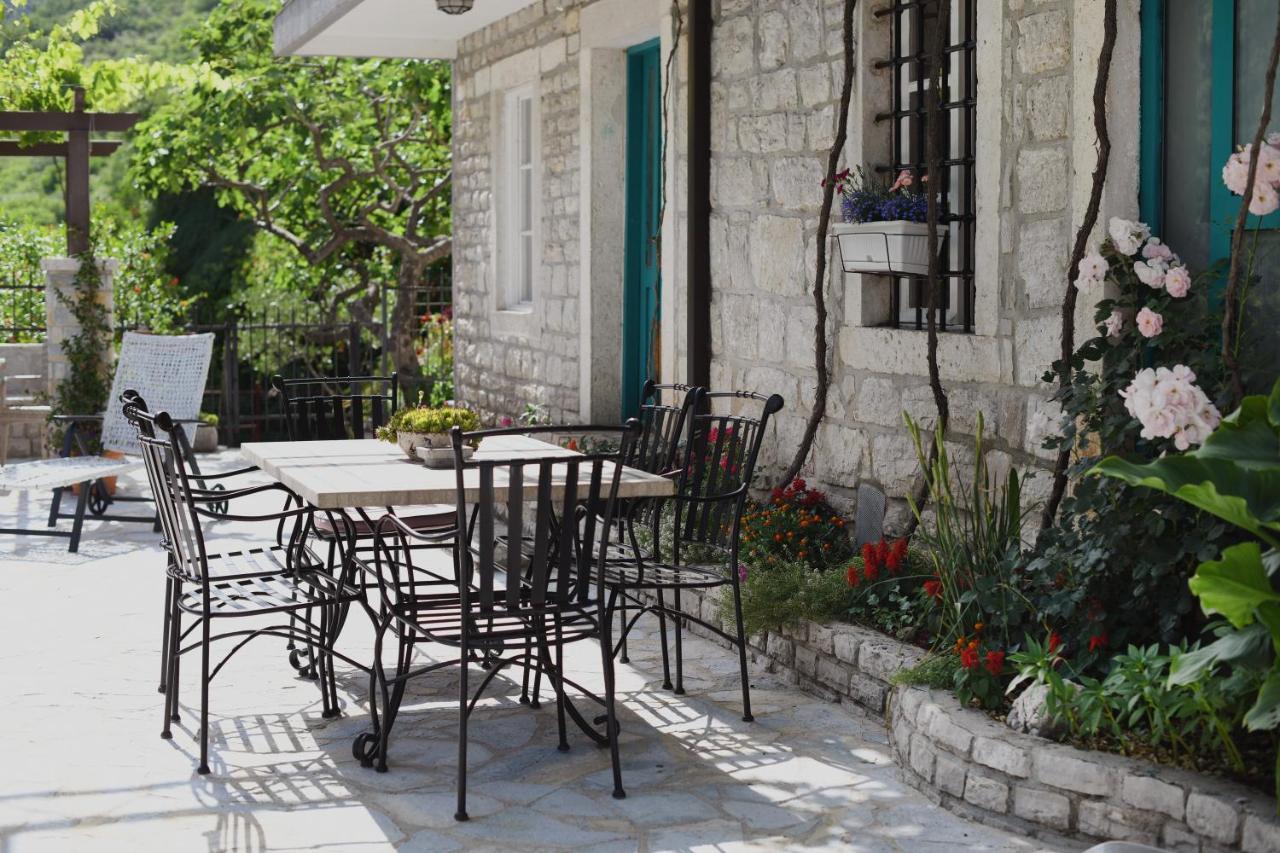 Ferienwohnung Stone House Morinj Kotor Exterior foto