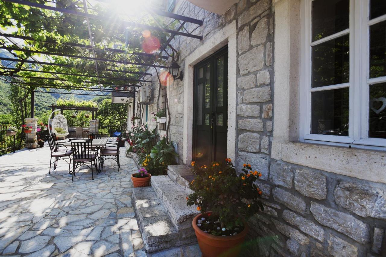 Ferienwohnung Stone House Morinj Kotor Exterior foto